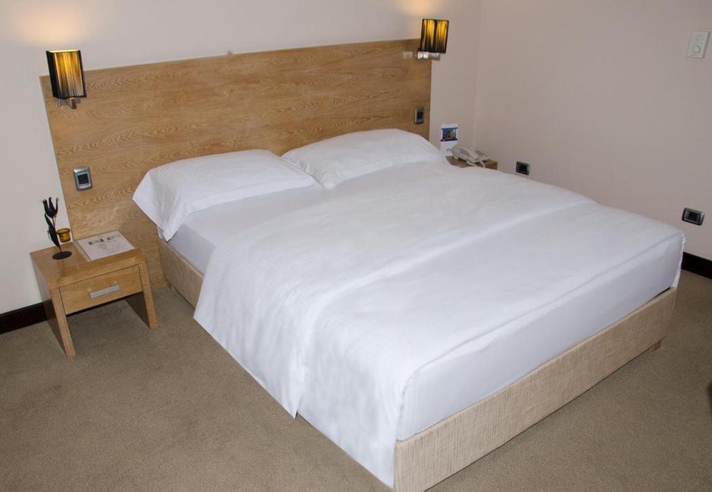 City Hotel Podgorica Pokoj fotografie