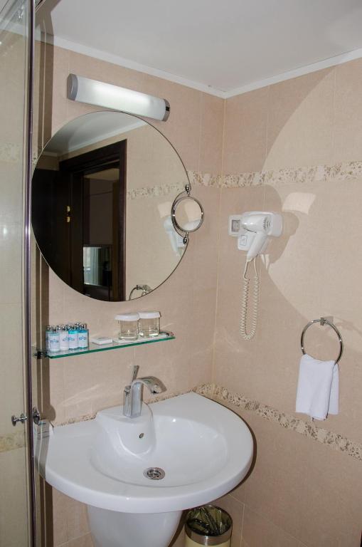 City Hotel Podgorica Pokoj fotografie